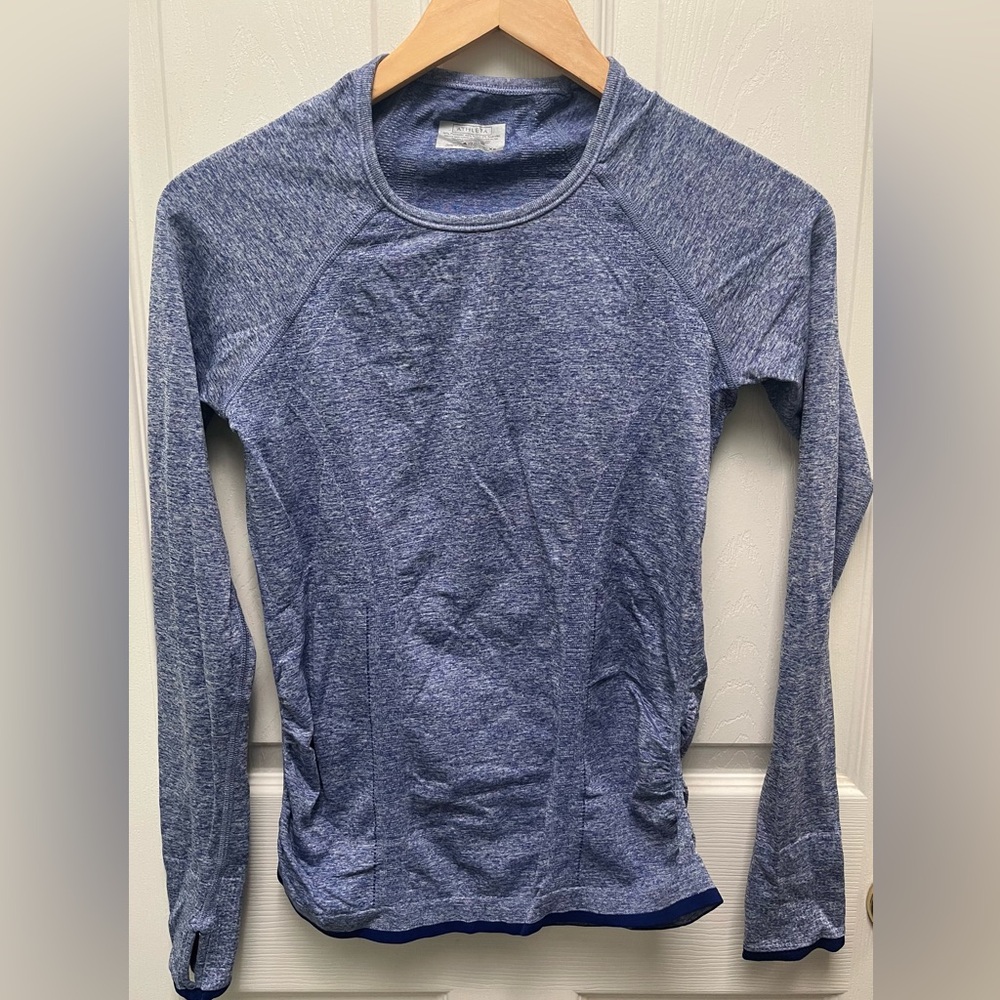 Long sleeve Athleta top